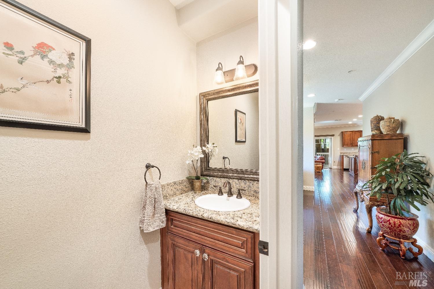 Detail Gallery Image 22 of 75 For 1413 Magnolia Ave, Saint Helena,  CA 94574 - 4 Beds | 3/1 Baths