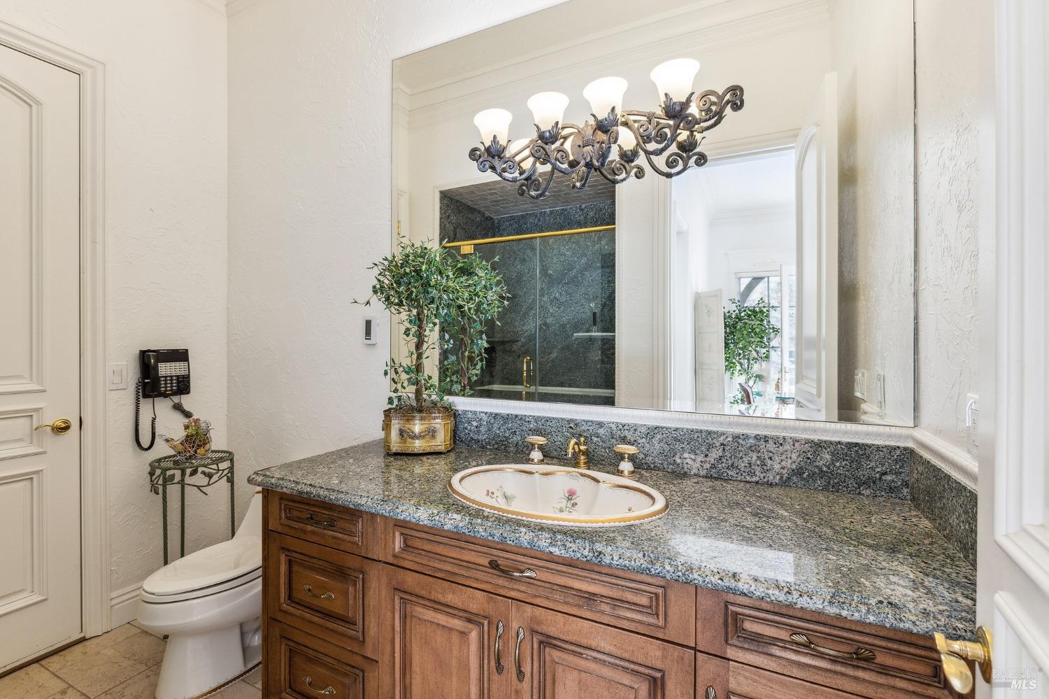 Detail Gallery Image 33 of 51 For 2455 N 3rd Ave, Napa,  CA 94558 - 3 Beds | 3/2 Baths