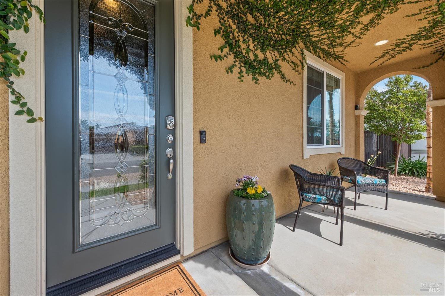 Detail Gallery Image 9 of 92 For 1404 Couples Cir, Fairfield,  CA 94533 - 4 Beds | 3 Baths