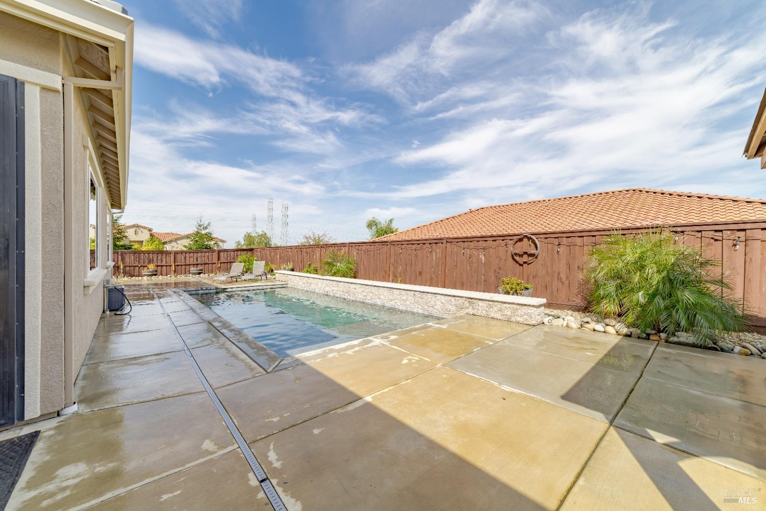 Detail Gallery Image 37 of 52 For 292 Rolling Sage Cir, Vacaville,  CA 95688 - 4 Beds | 2/1 Baths