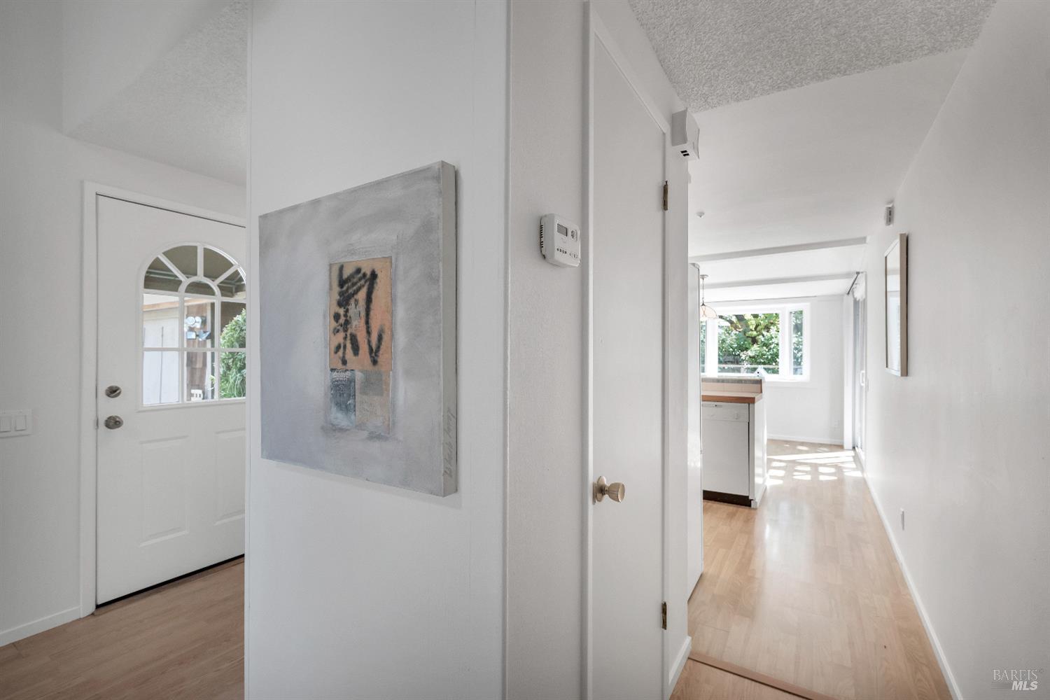 Detail Gallery Image 12 of 33 For 1451 Mission Dr, Sonoma,  CA 95476 - 2 Beds | 2 Baths