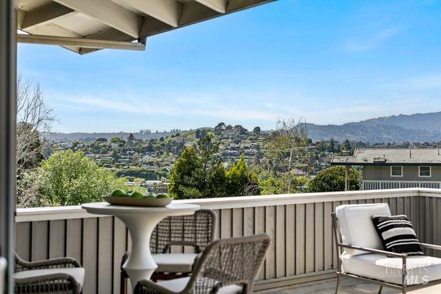 Detail Gallery Image 16 of 38 For 5 Andrew Dr #51,  Tiburon,  CA 94920 - 3 Beds | 2 Baths