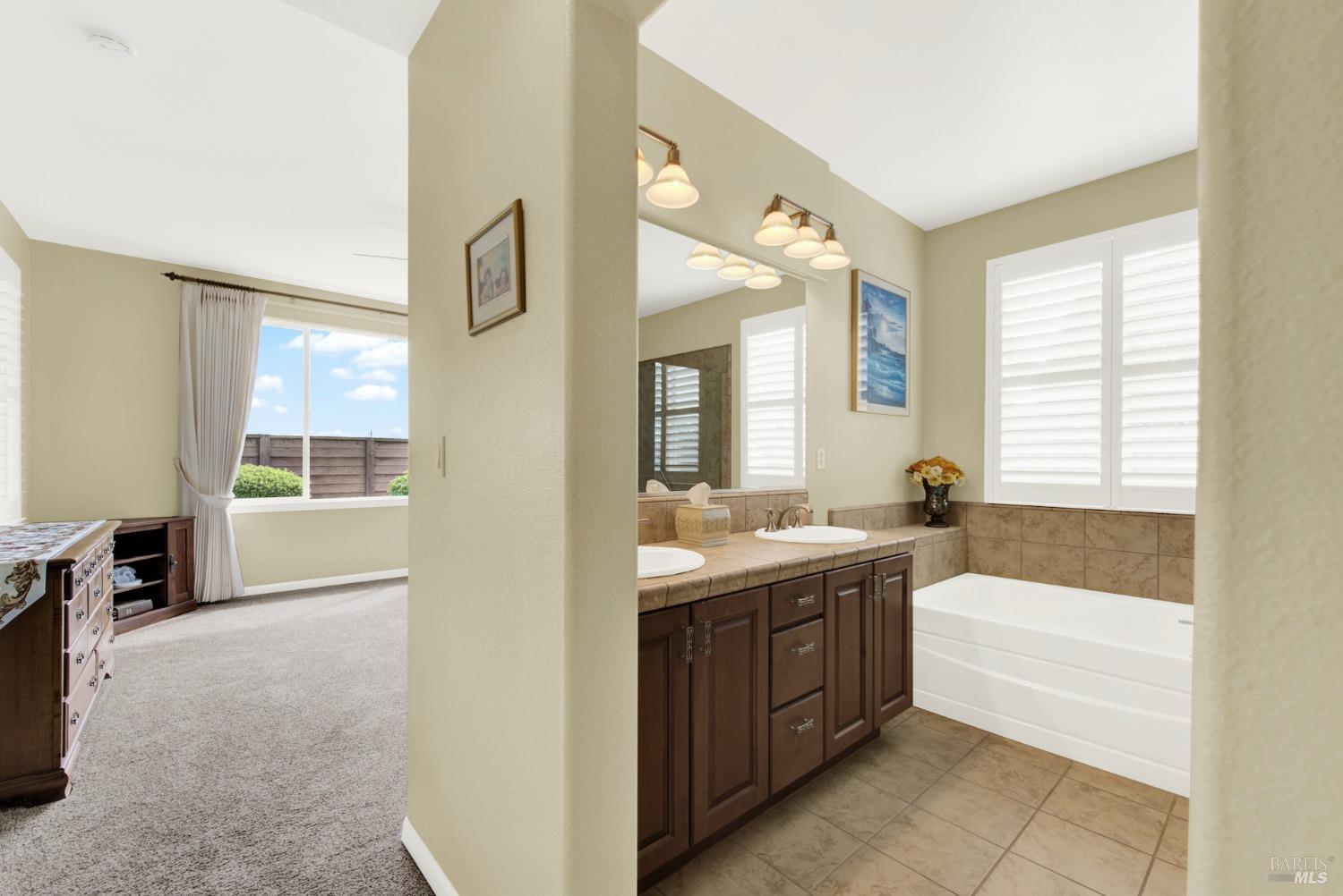 Detail Gallery Image 48 of 74 For 630 Sweet Bay Cir, Vacaville,  CA 95687 - 2 Beds | 2 Baths