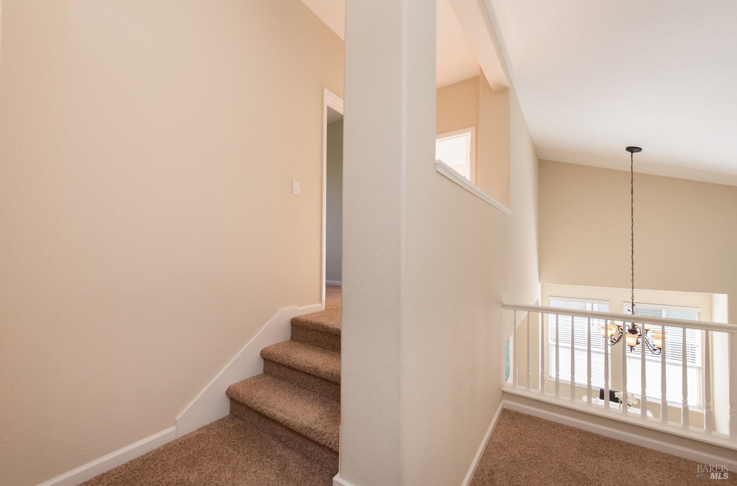 Detail Gallery Image 24 of 49 For 5730 Raters Dr, Santa Rosa,  CA 95409 - 4 Beds | 2/1 Baths