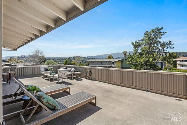 Detail Gallery Image 15 of 38 For 5 Andrew Dr #51,  Tiburon,  CA 94920 - 3 Beds | 2 Baths