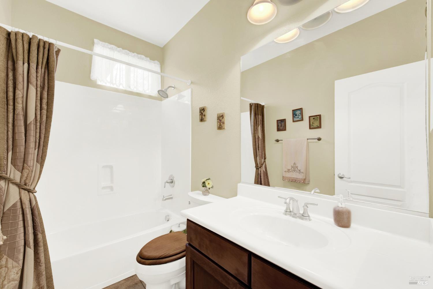 Detail Gallery Image 42 of 74 For 630 Sweet Bay Cir, Vacaville,  CA 95687 - 2 Beds | 2 Baths