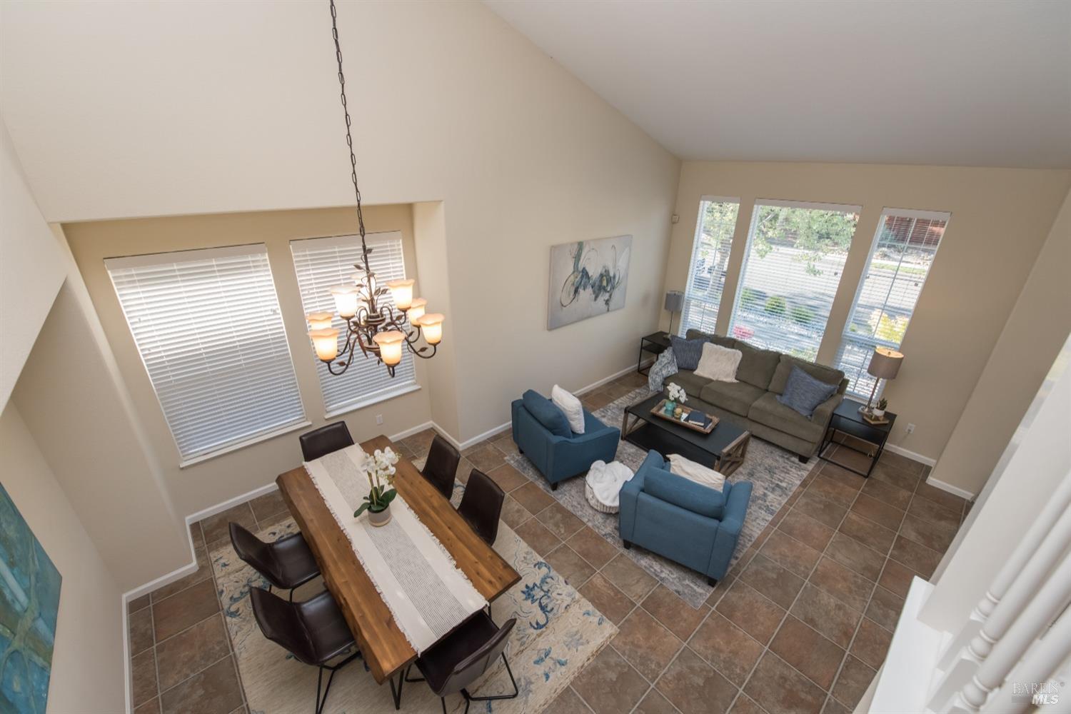 Detail Gallery Image 11 of 49 For 5730 Raters Dr, Santa Rosa,  CA 95409 - 4 Beds | 2/1 Baths