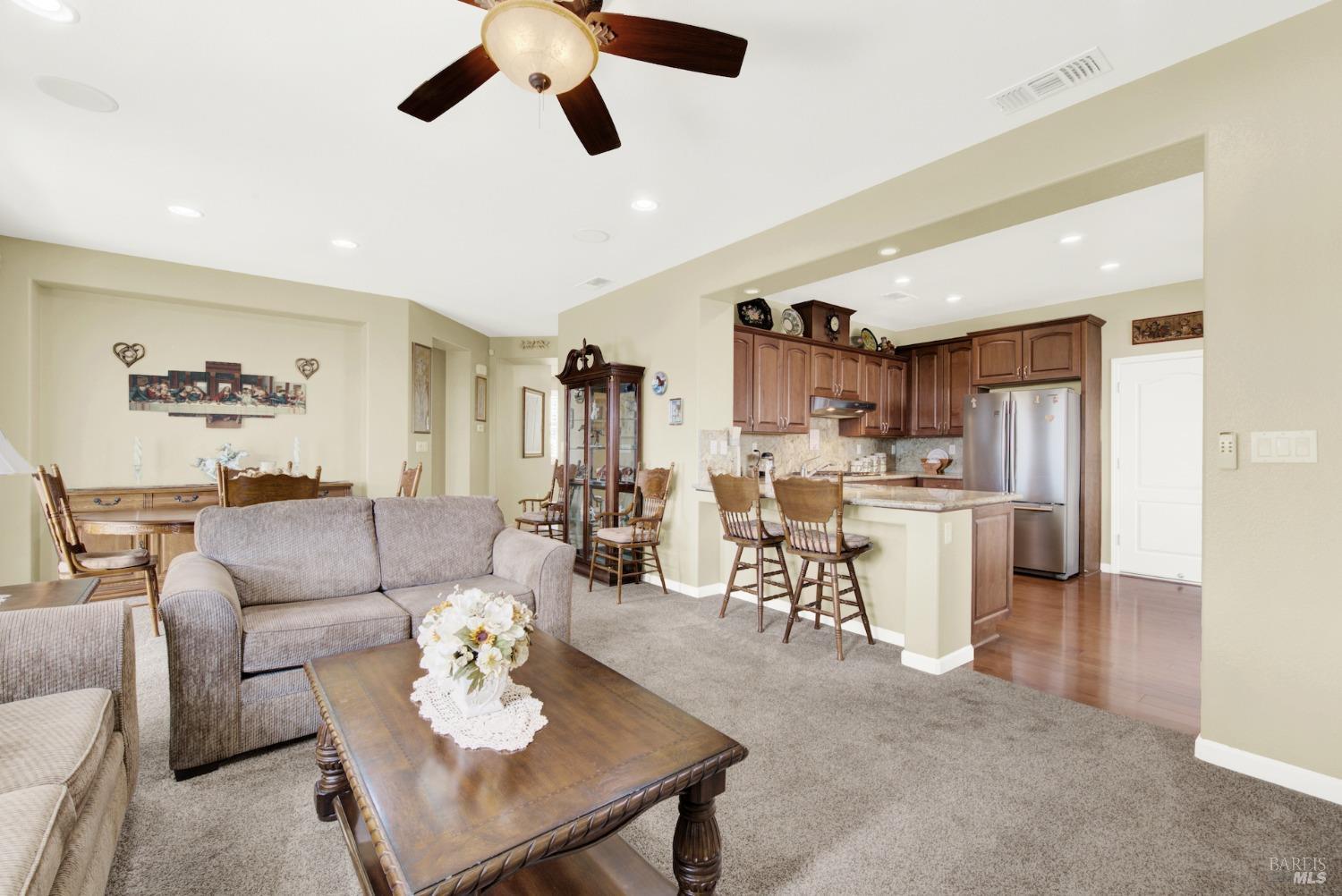 Detail Gallery Image 14 of 74 For 630 Sweet Bay Cir, Vacaville,  CA 95687 - 2 Beds | 2 Baths