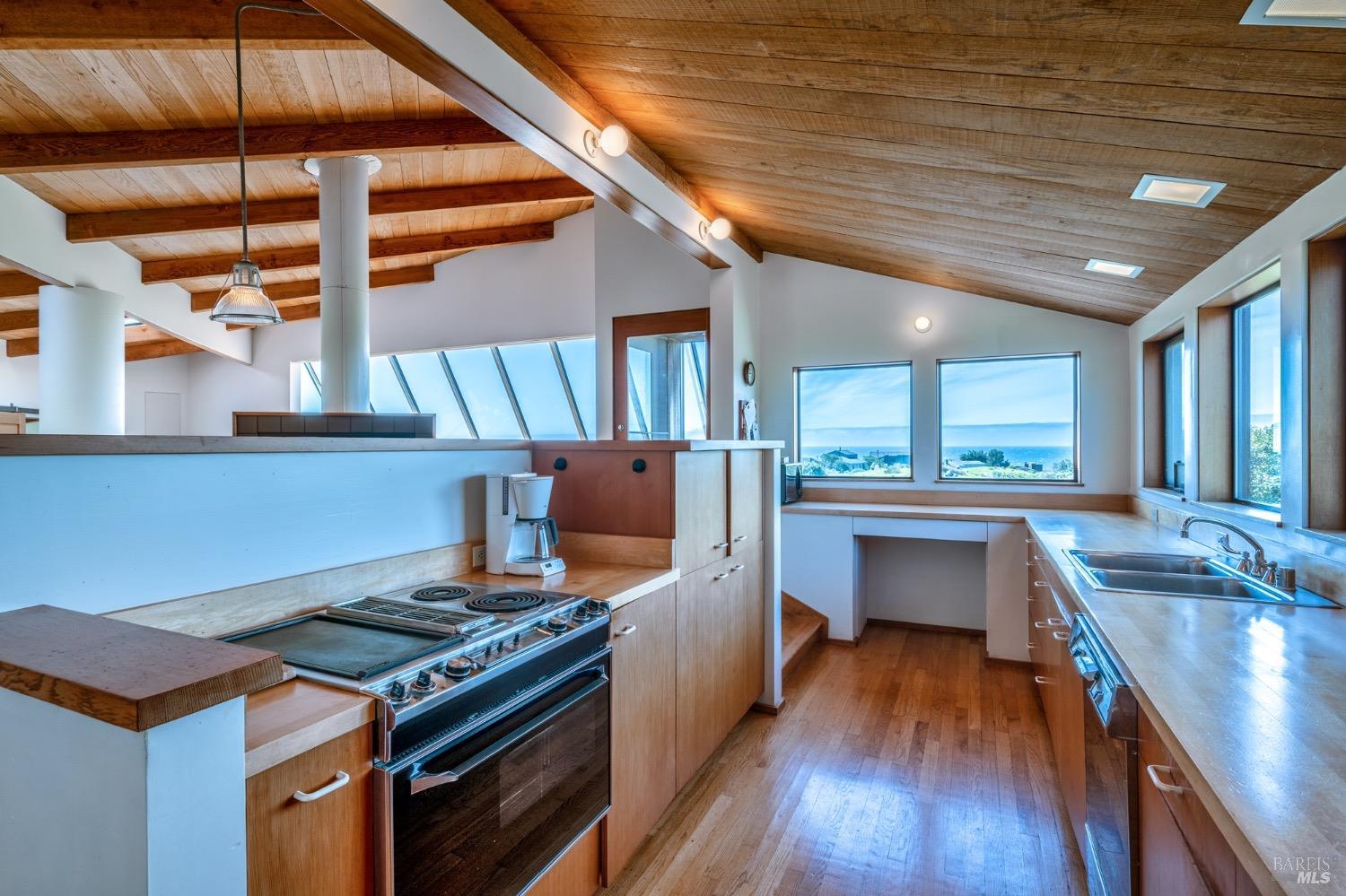 Detail Gallery Image 22 of 89 For 35416 Sea Gate Rd, The Sea Ranch,  CA 95497 - 3 Beds | 2 Baths