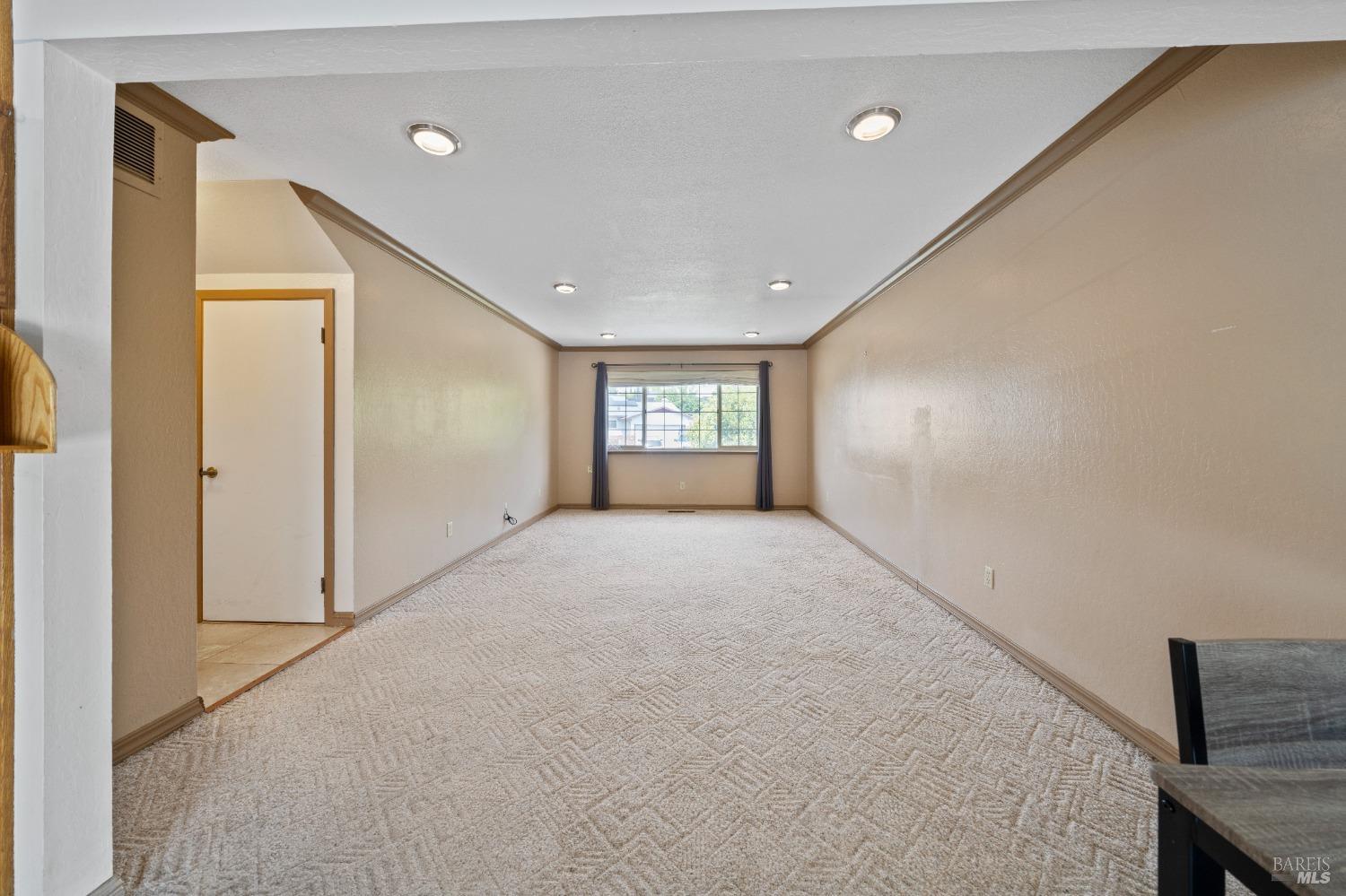 Detail Gallery Image 14 of 48 For 125 Terranova Dr, Antioch,  CA 94509 - 4 Beds | 2/1 Baths