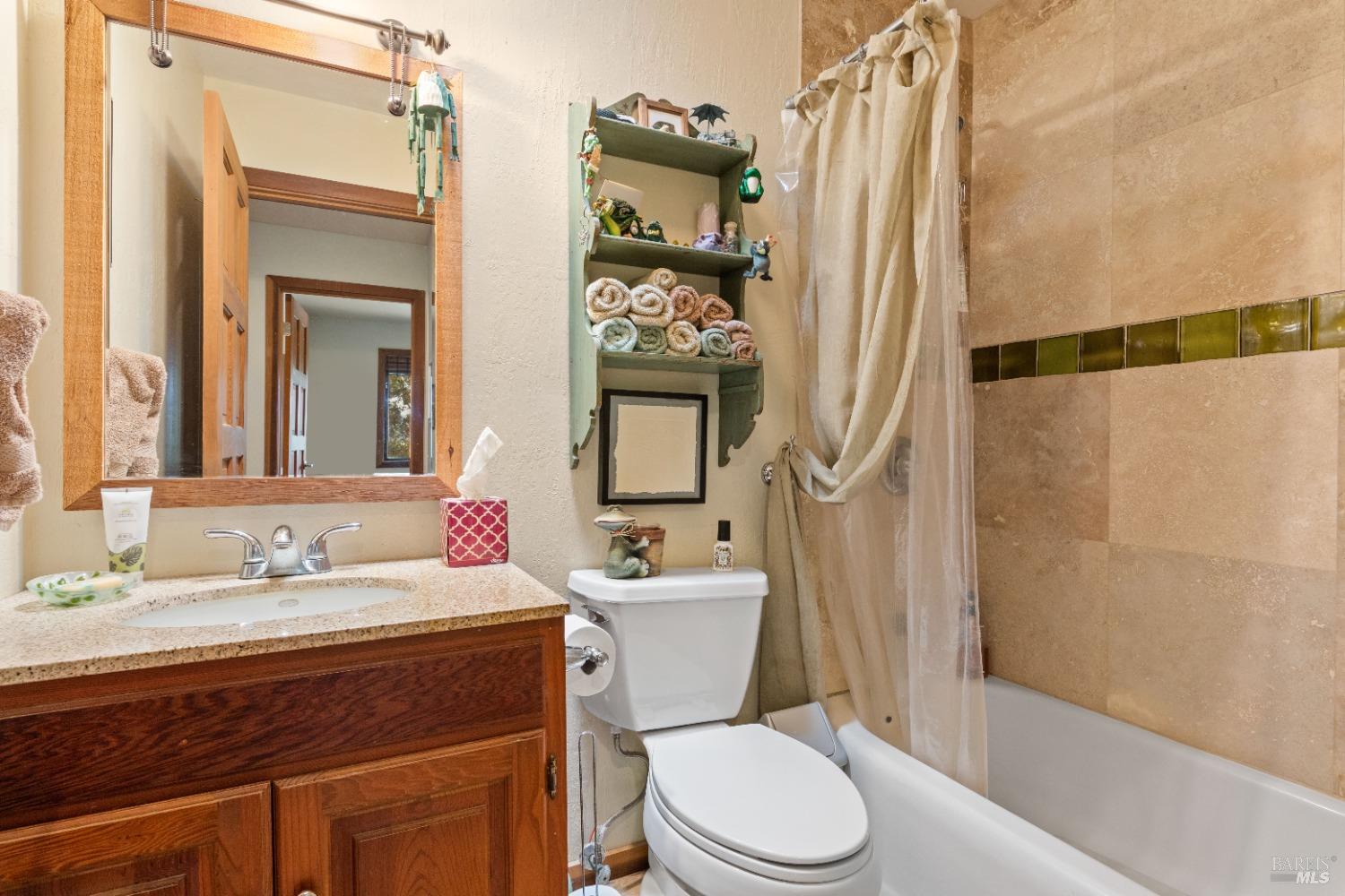 Detail Gallery Image 27 of 91 For 5615 Highland Springs Rd, Lakeport,  CA 95453 - 3 Beds | 2/1 Baths