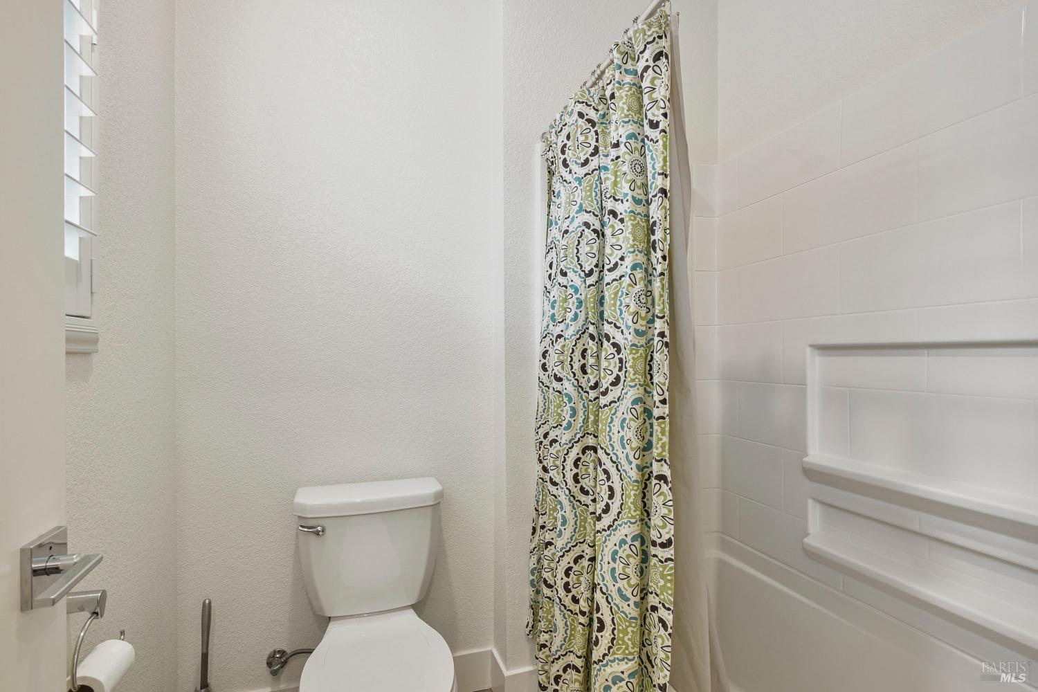 Detail Gallery Image 73 of 90 For 2400 Mandarin Dr, Fairfield,  CA 94533 - 4 Beds | 3/1 Baths