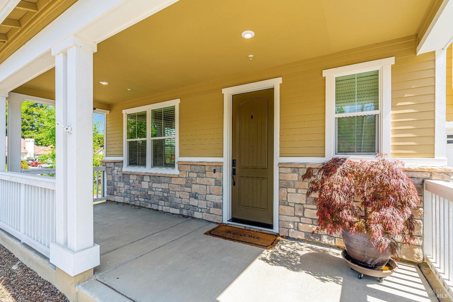 Detail Gallery Image 3 of 44 For 8732 Fehler Ln, Cotati,  CA 94931 - 4 Beds | 3/1 Baths