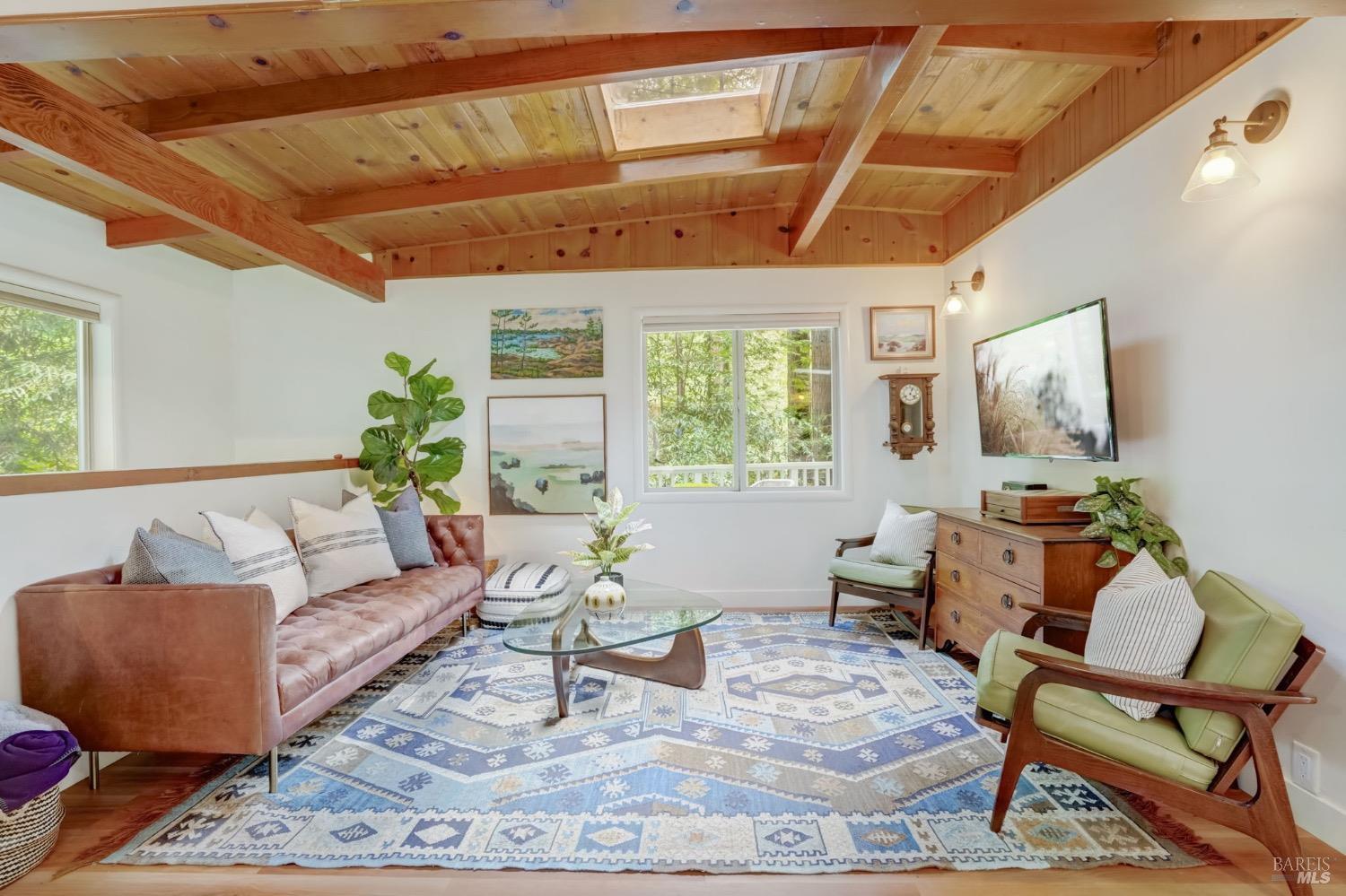 Detail Gallery Image 2 of 43 For 3035 Cazadero Hwy, Cazadero,  CA 95421 - 2 Beds | 1/1 Baths