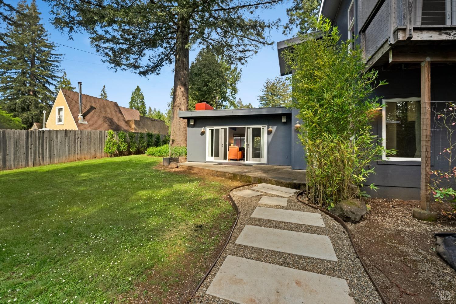 Detail Gallery Image 12 of 41 For 14282 Highland Ave, Guerneville,  CA 95446 - 1 Beds | 1 Baths