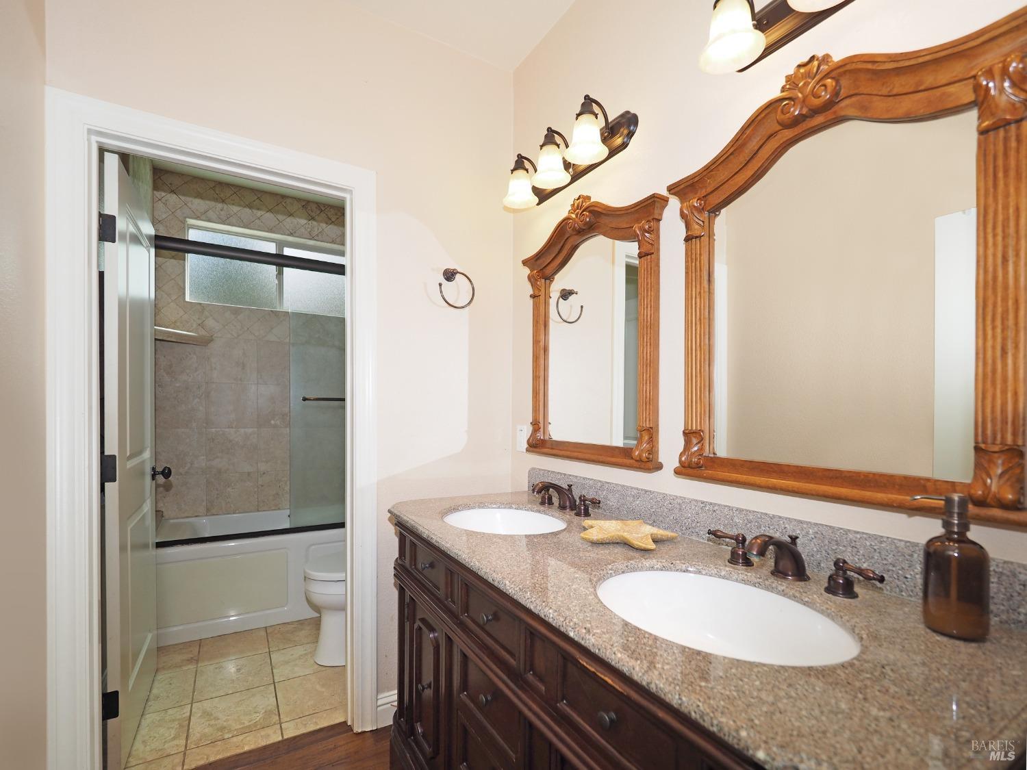 Detail Gallery Image 20 of 35 For 1938 William Dr, Penngrove,  CA 94951 - 4 Beds | 2/1 Baths