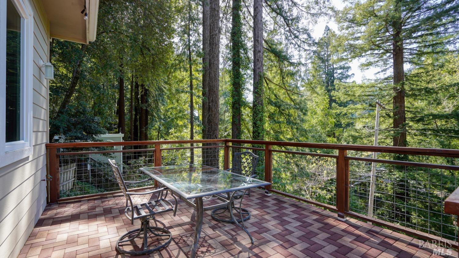Detail Gallery Image 19 of 53 For 15047 Drake Rd, Guerneville,  CA 95446 - 3 Beds | 2/1 Baths