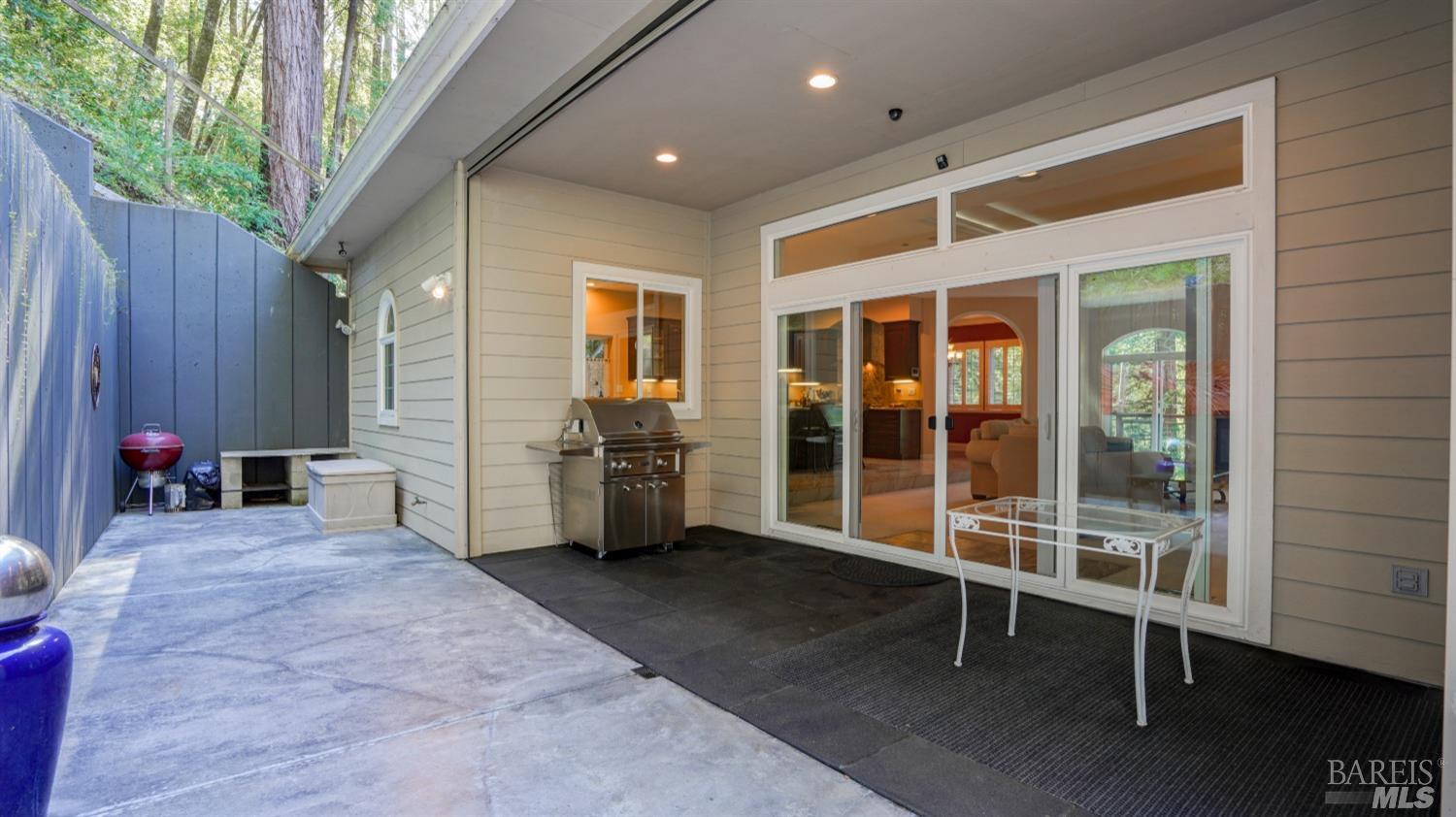Detail Gallery Image 24 of 53 For 15047 Drake Rd, Guerneville,  CA 95446 - 3 Beds | 2/1 Baths
