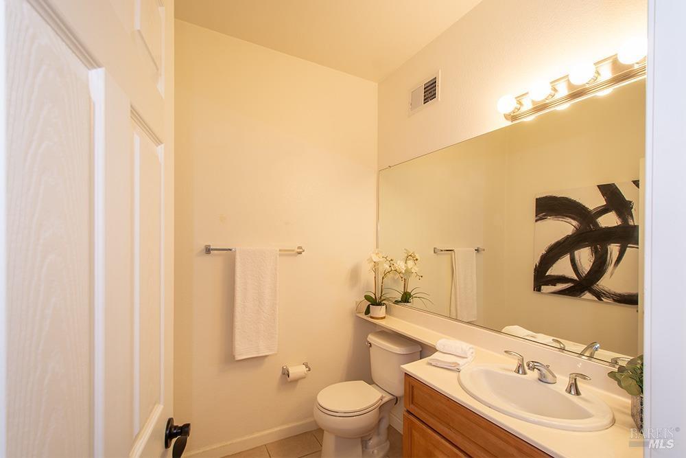 Detail Gallery Image 8 of 20 For 641 1st St, Sonoma,  CA 95476 - 2 Beds | 2/1 Baths