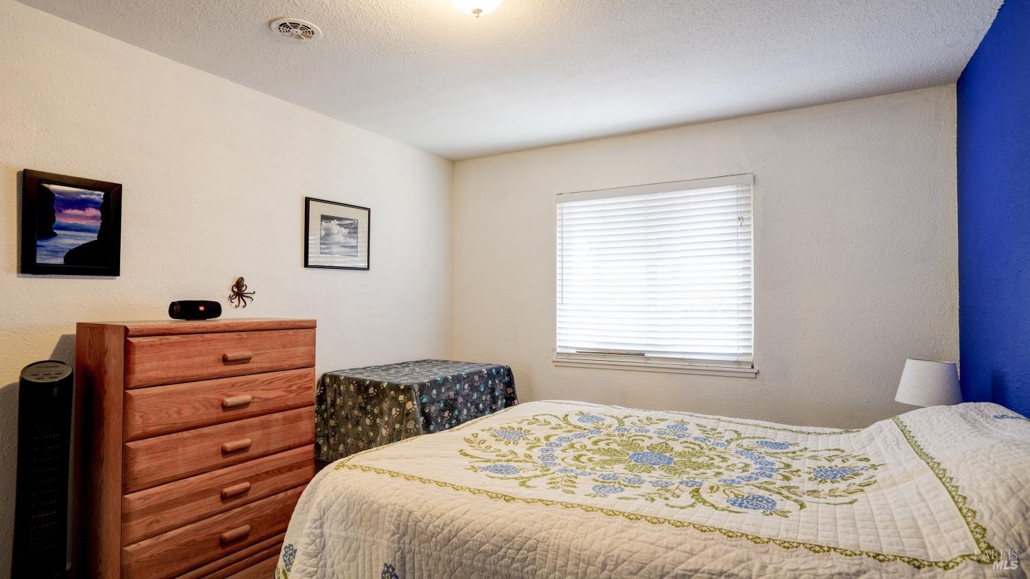 Detail Gallery Image 19 of 30 For 137 University Ave, Vallejo,  CA 94591 - 3 Beds | 1 Baths