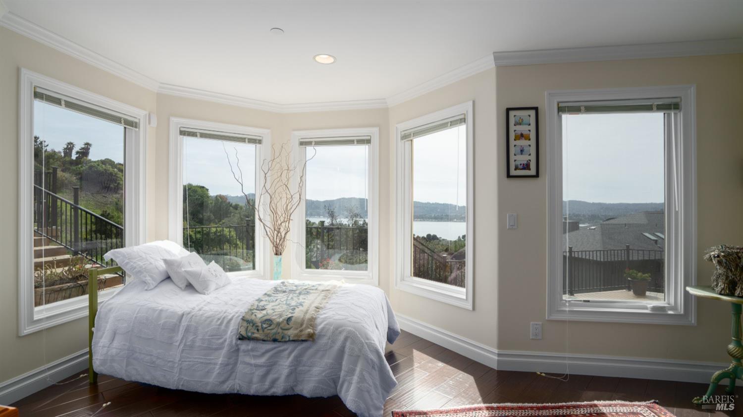 Detail Gallery Image 29 of 29 For 9 Wilkins Ct, Tiburon,  CA 94920 - 4 Beds | 3/1 Baths