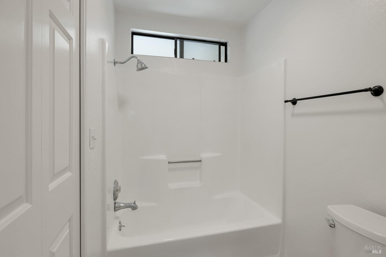 Detail Gallery Image 16 of 24 For 920 Fifth St #V,  Sonoma,  CA 95476 - 1 Beds | 1 Baths