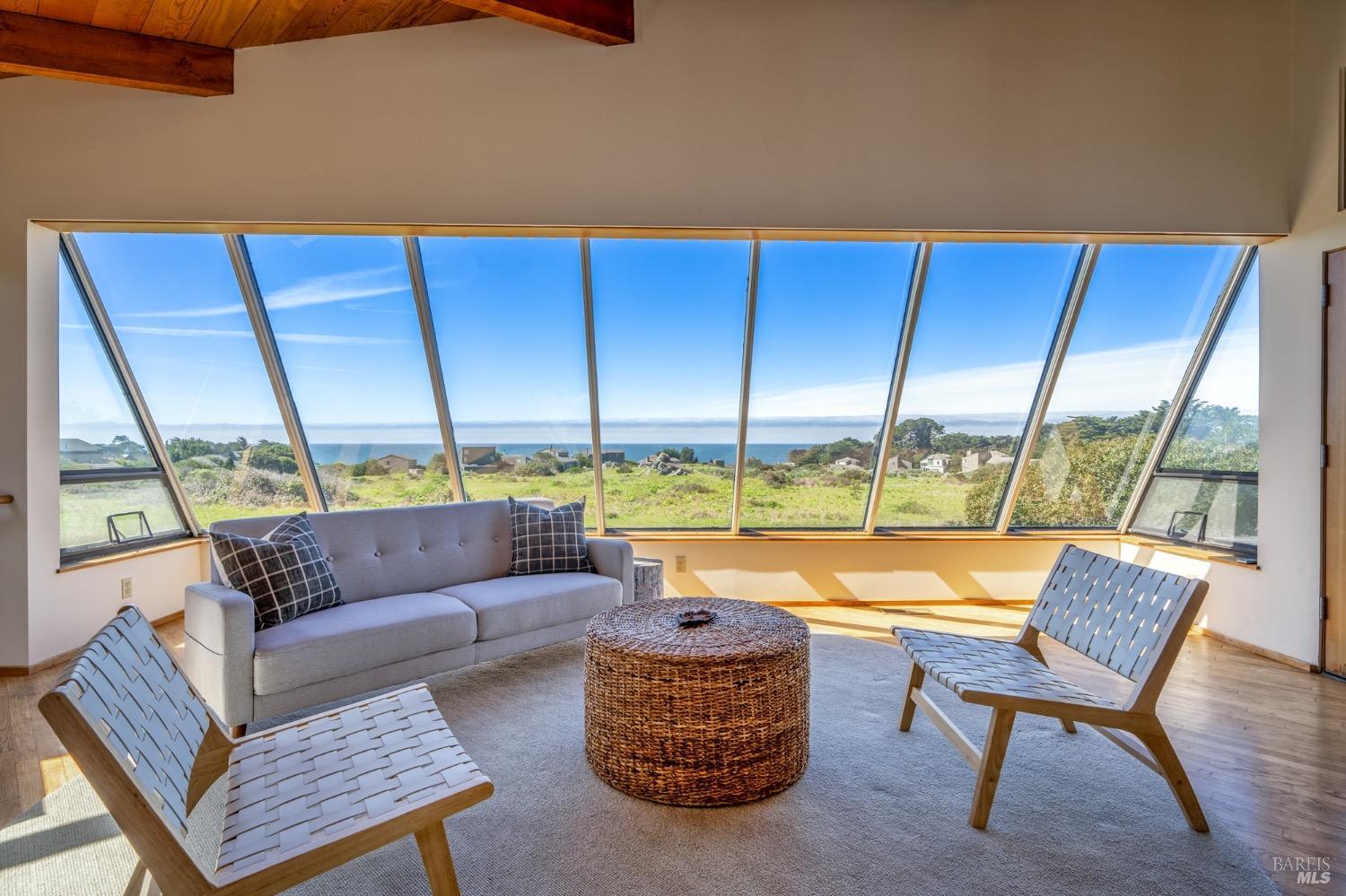 Detail Gallery Image 13 of 89 For 35416 Sea Gate Rd, The Sea Ranch,  CA 95497 - 3 Beds | 2 Baths