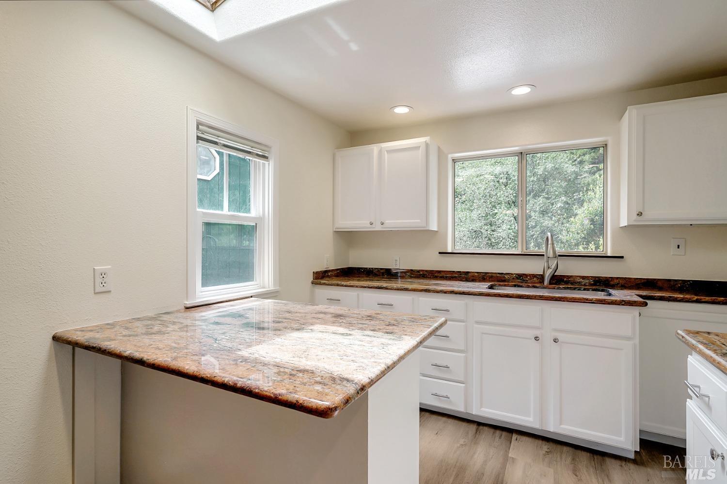 Detail Gallery Image 6 of 29 For 89 Sylvania Ave, Camp Meeker,  CA 95419 - 2 Beds | 1 Baths