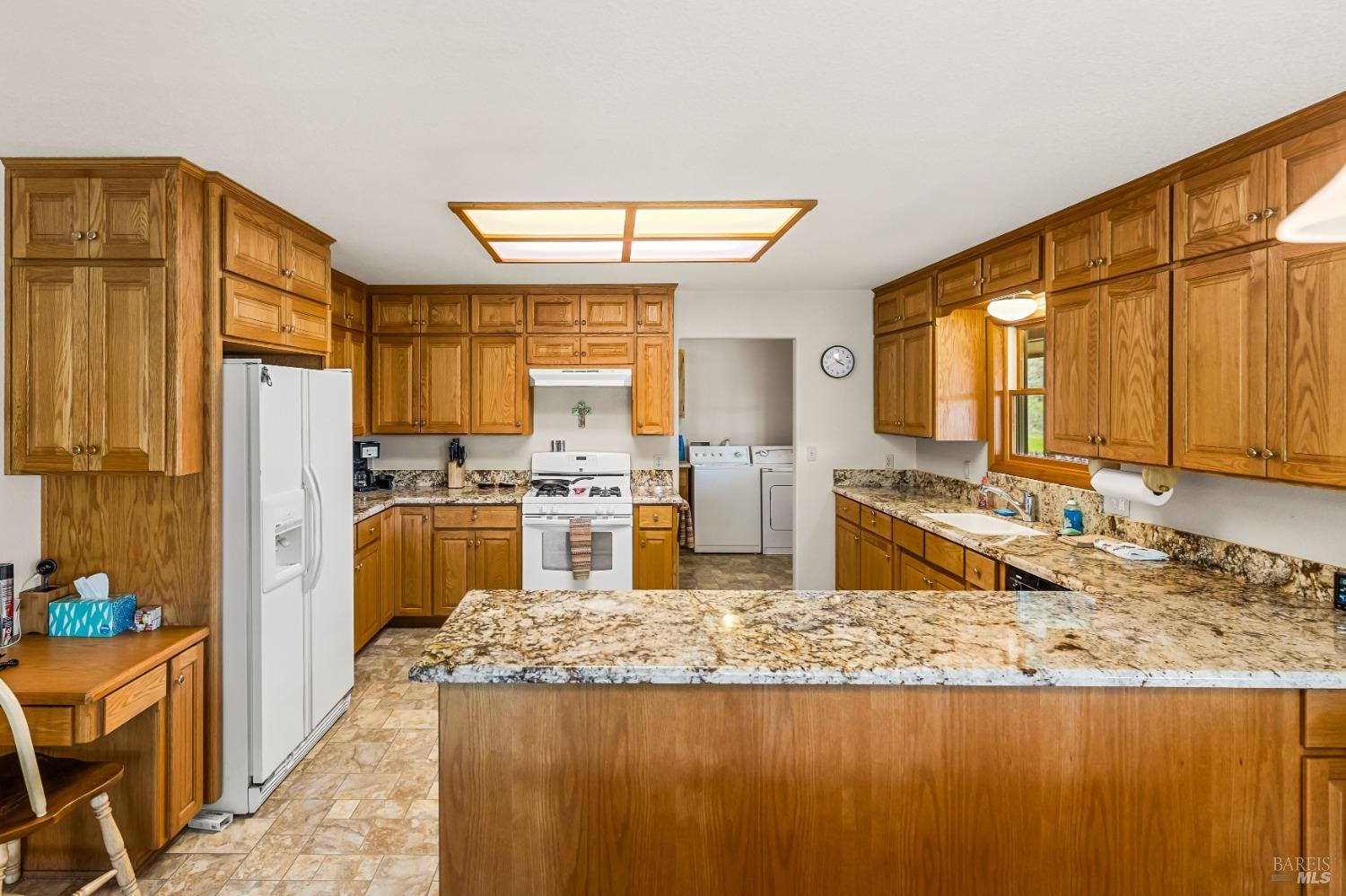 Detail Gallery Image 11 of 38 For 16554 Corcoran Gray Rd, Groveland,  CA 95321 - 3 Beds | 2 Baths