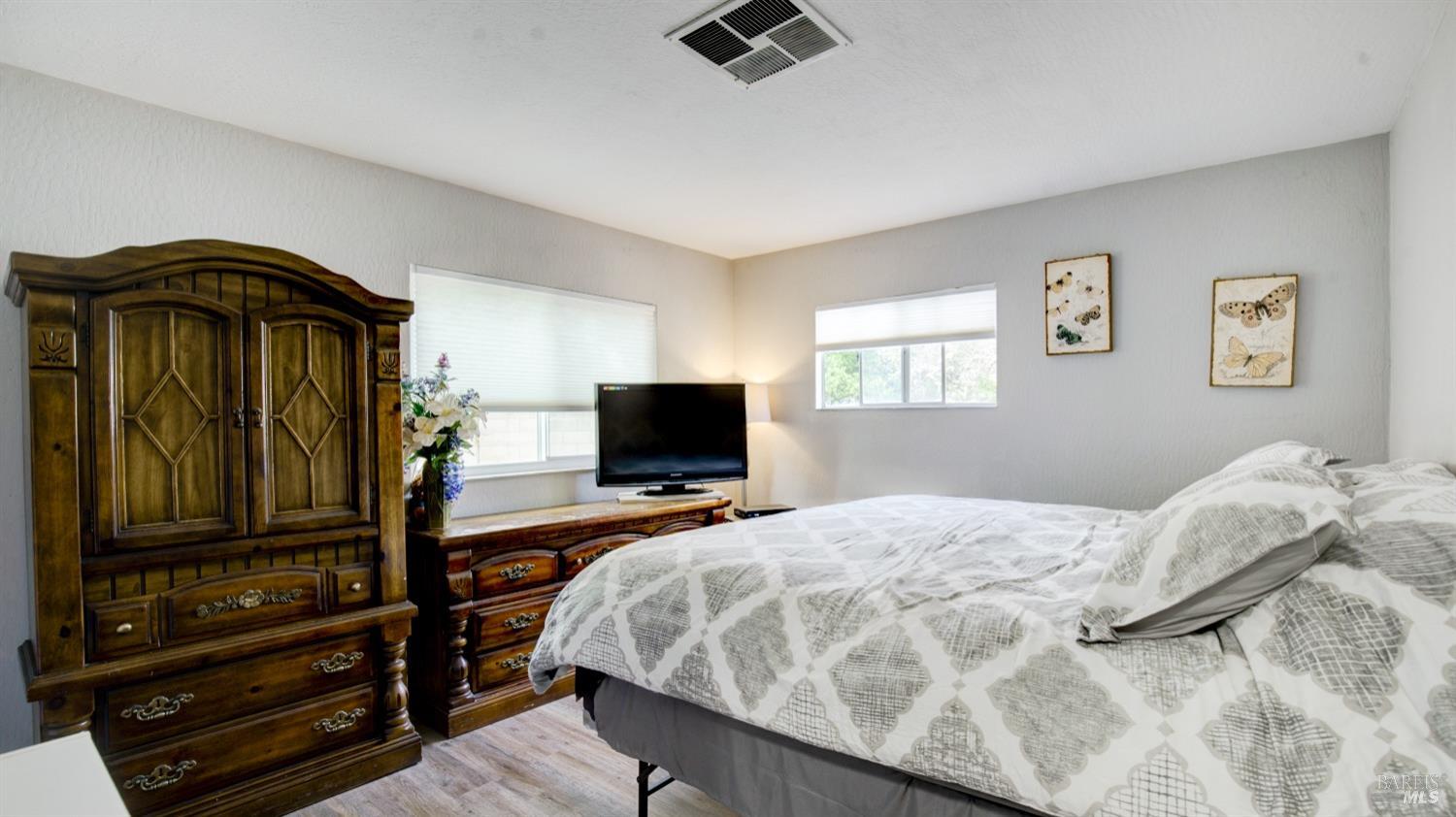 Detail Gallery Image 29 of 35 For 165 Lemon Tree Cir, Vacaville,  CA 95687 - 3 Beds | 2 Baths