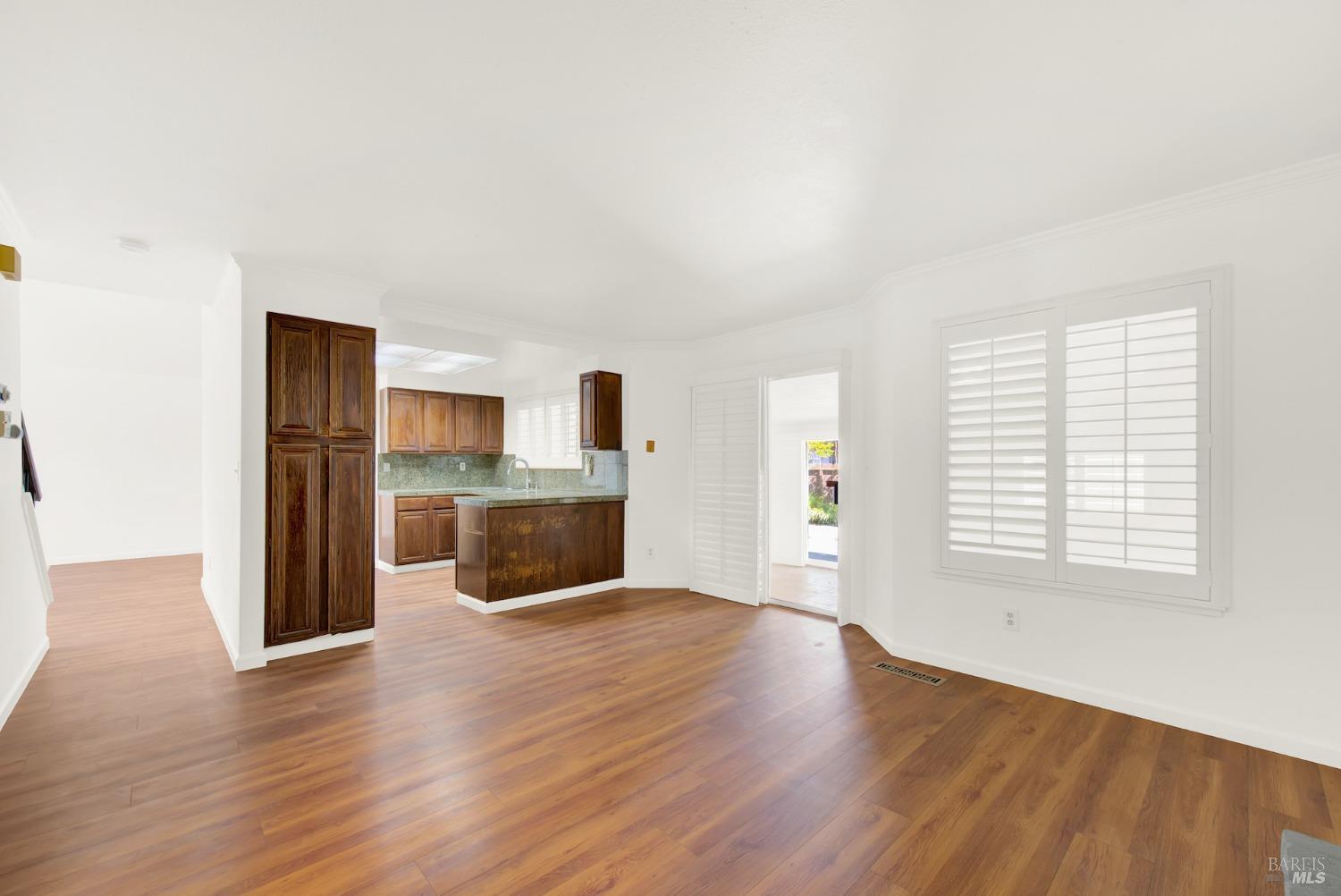 Detail Gallery Image 24 of 86 For 124 Dolphin Ct, Vallejo,  CA 94589 - 3 Beds | 2/1 Baths