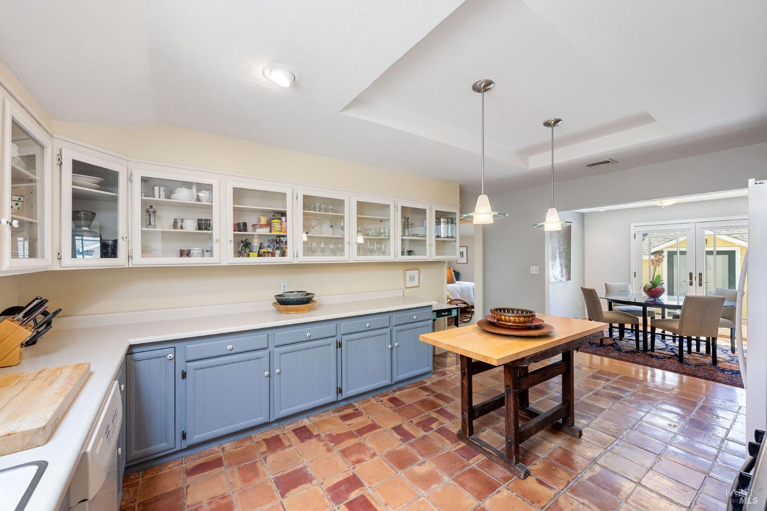 Detail Gallery Image 11 of 36 For 1086 La Londe Ln, Napa,  CA 94558 - 3 Beds | 2 Baths