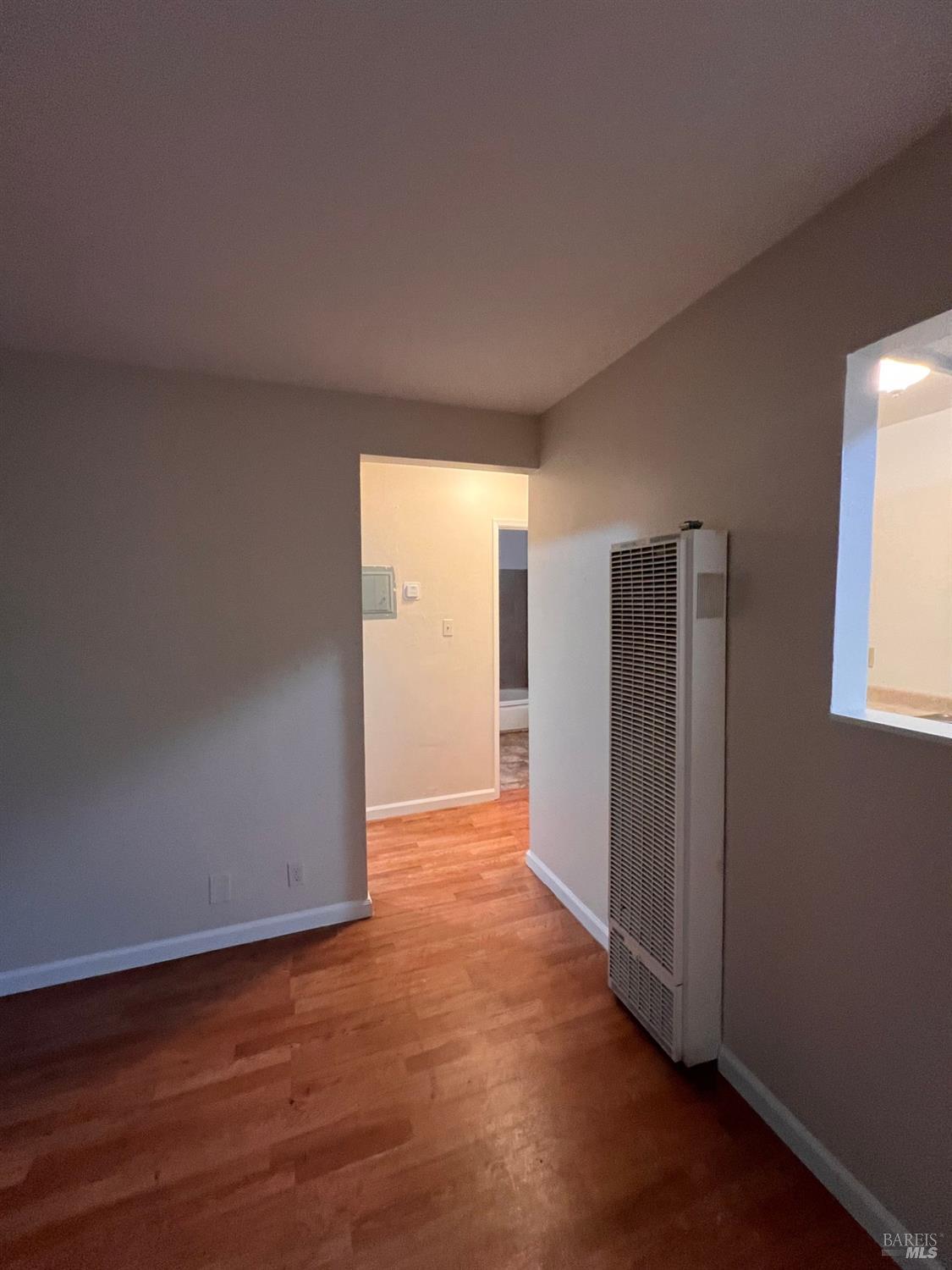 Detail Gallery Image 8 of 10 For 9244 Macarthur Blvd #2,  Oakland,  CA 94612 - 1 Beds | 1 Baths