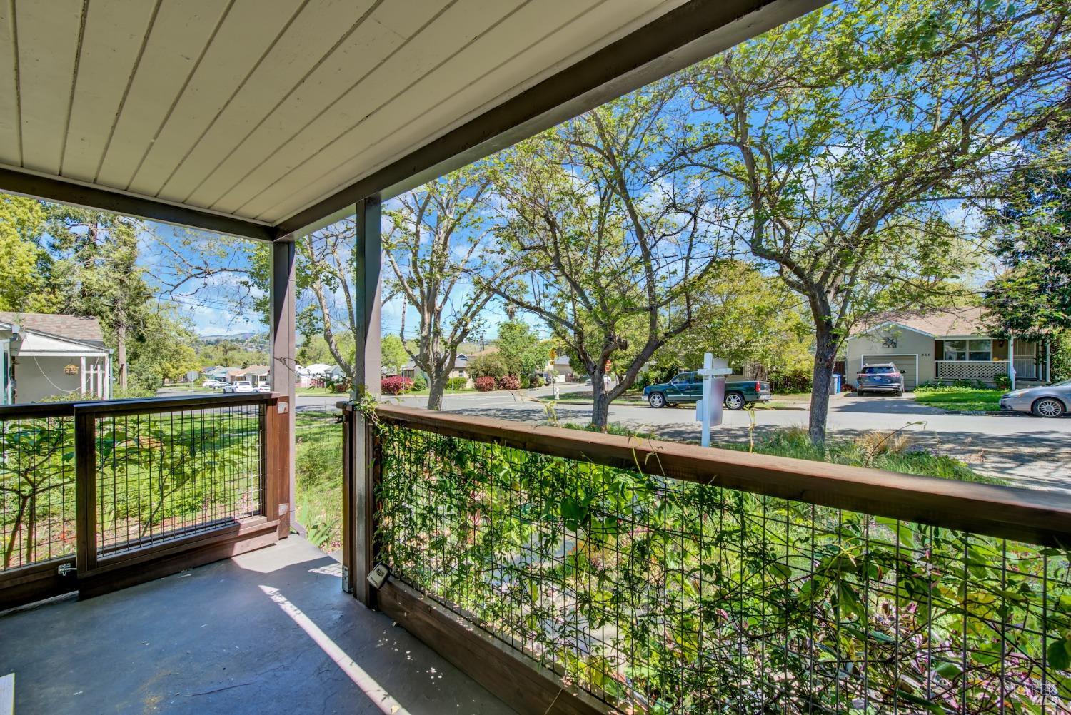 Detail Gallery Image 8 of 46 For 563 Annette Ave, Vallejo,  CA 94591 - 2 Beds | 1 Baths