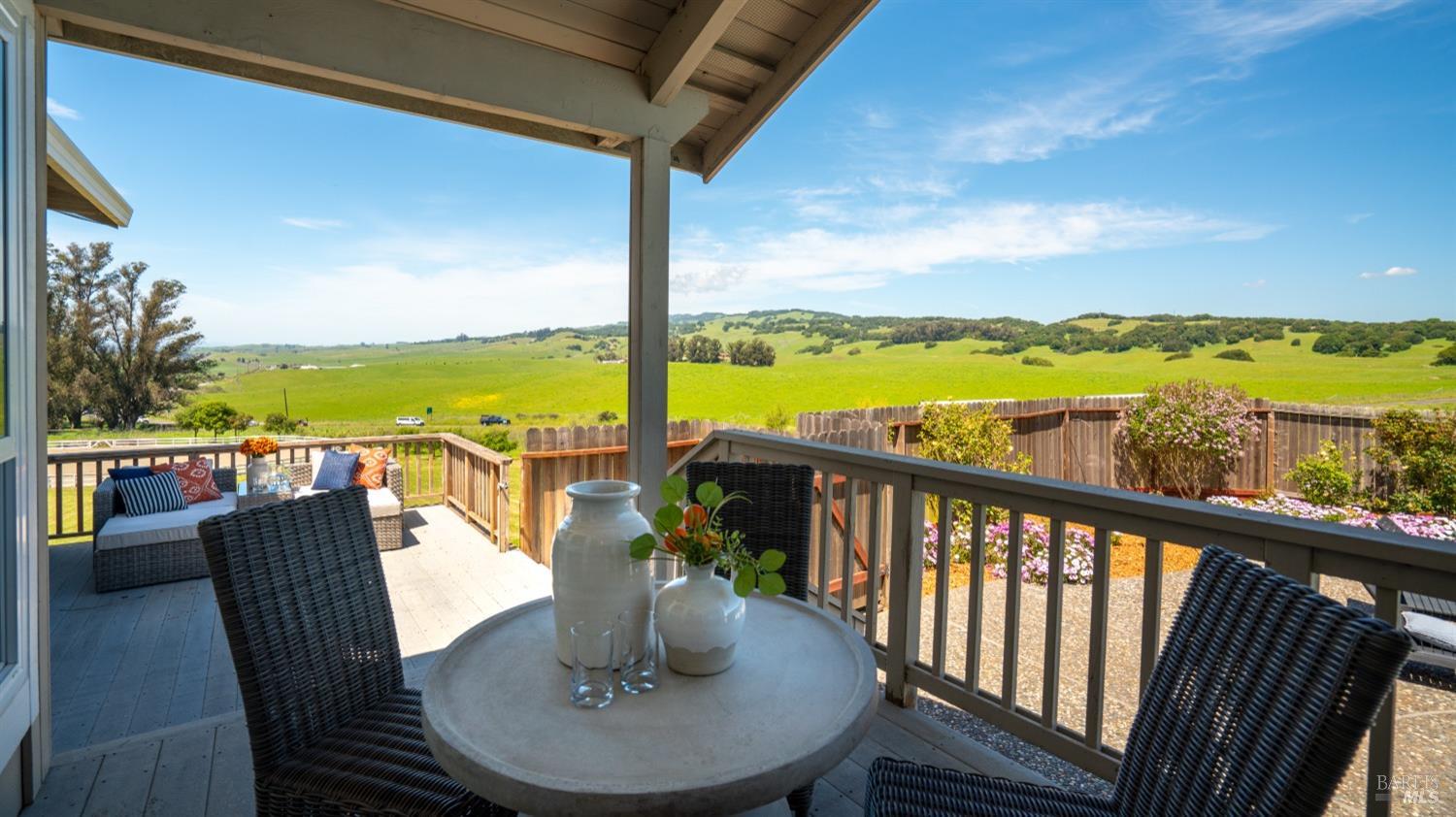 Detail Gallery Image 35 of 60 For 1180 Stage Gulch Rd, Petaluma,  CA 94954 - 4 Beds | 2/1 Baths