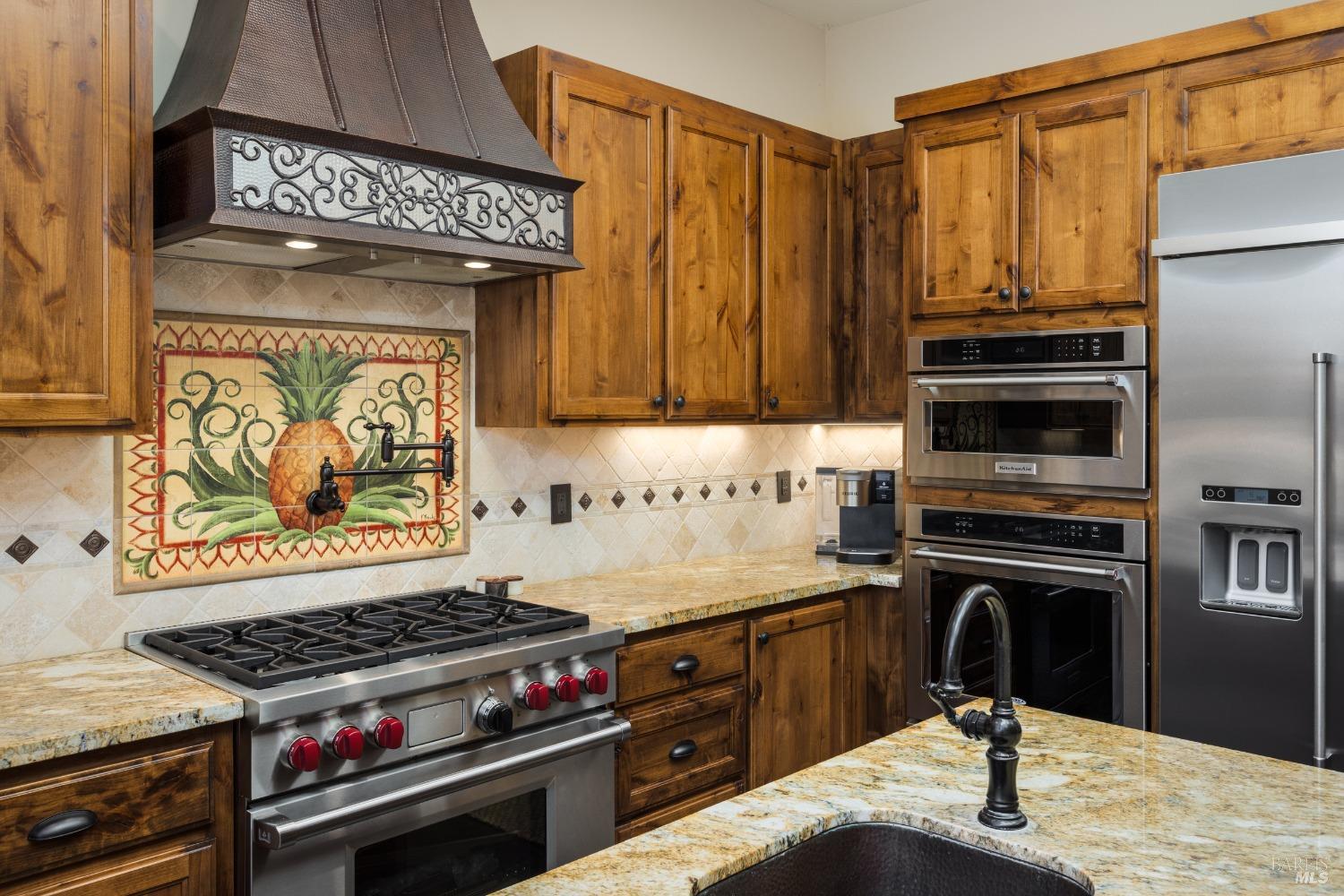 Detail Gallery Image 5 of 33 For 19 Brighton Ct, Santa Rosa,  CA 95403 - 3 Beds | 2 Baths