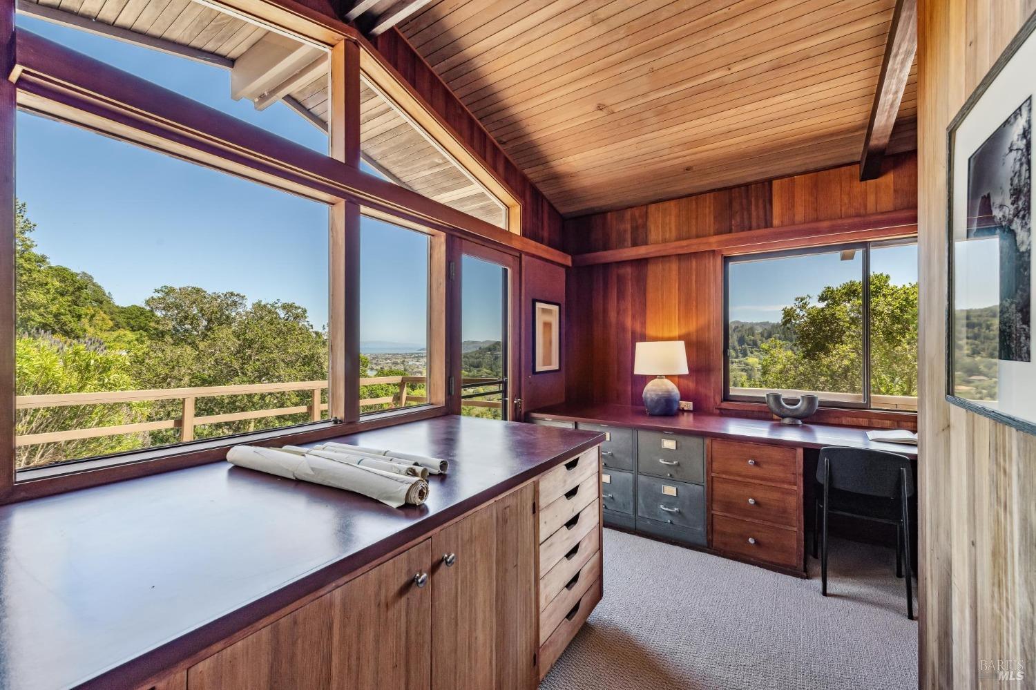 Detail Gallery Image 64 of 70 For 25 Rock Rd, Kentfield,  CA 94904 - 4 Beds | 2/1 Baths