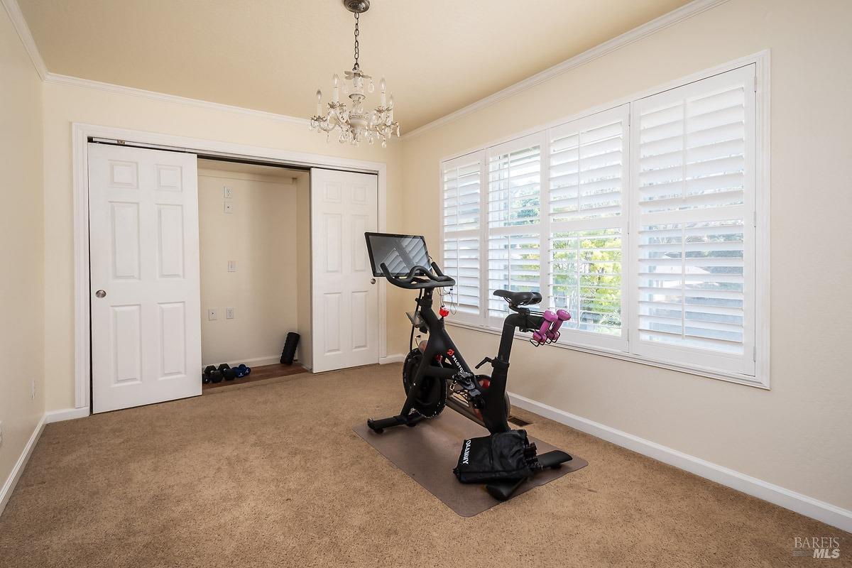 Detail Gallery Image 22 of 24 For 10 Plata Ct, Novato,  CA 94947 - 4 Beds | 2/1 Baths