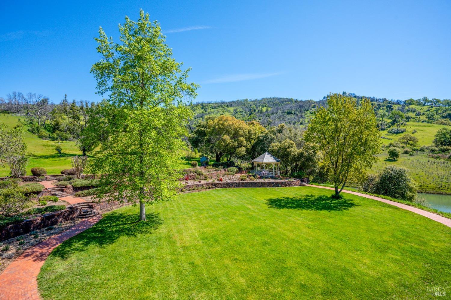 Detail Gallery Image 49 of 82 For 11535 East Rd, Redwood Valley,  CA 95470 - 5 Beds | 4/1 Baths