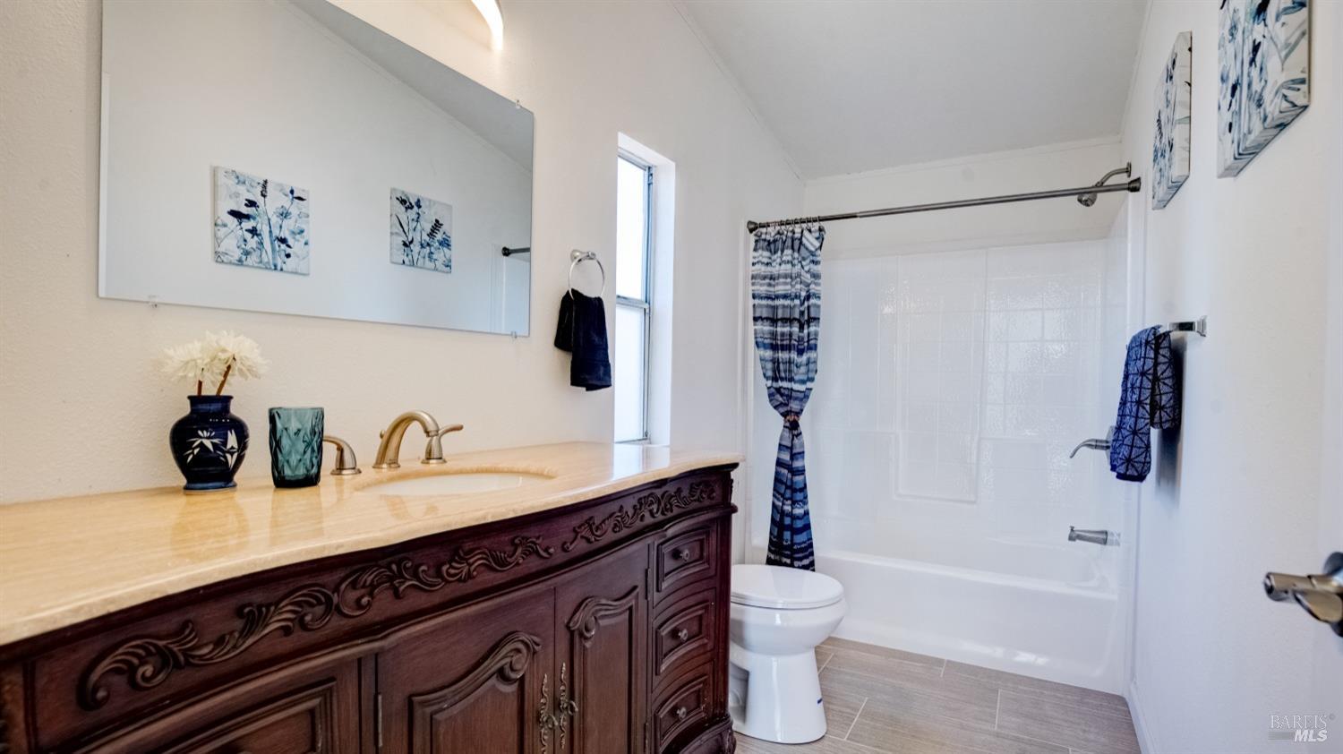 Detail Gallery Image 20 of 29 For 70 Sunset Cir, Vacaville,  CA 95687 - 3 Beds | 2 Baths