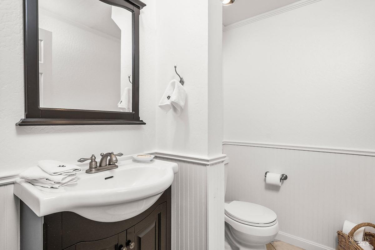 Detail Gallery Image 21 of 24 For 10 Plata Ct, Novato,  CA 94947 - 4 Beds | 2/1 Baths