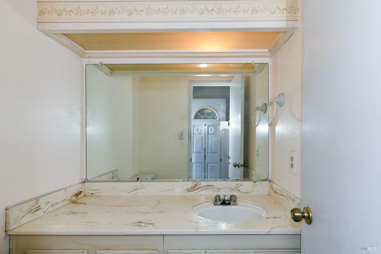 Detail Gallery Image 22 of 25 For 3462 Shelter Creek Dr, Napa,  CA 94558 - 2 Beds | 1/1 Baths