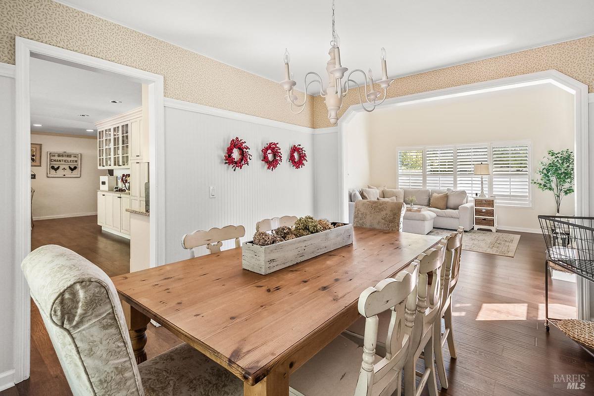Detail Gallery Image 15 of 24 For 10 Plata Ct, Novato,  CA 94947 - 4 Beds | 2/1 Baths