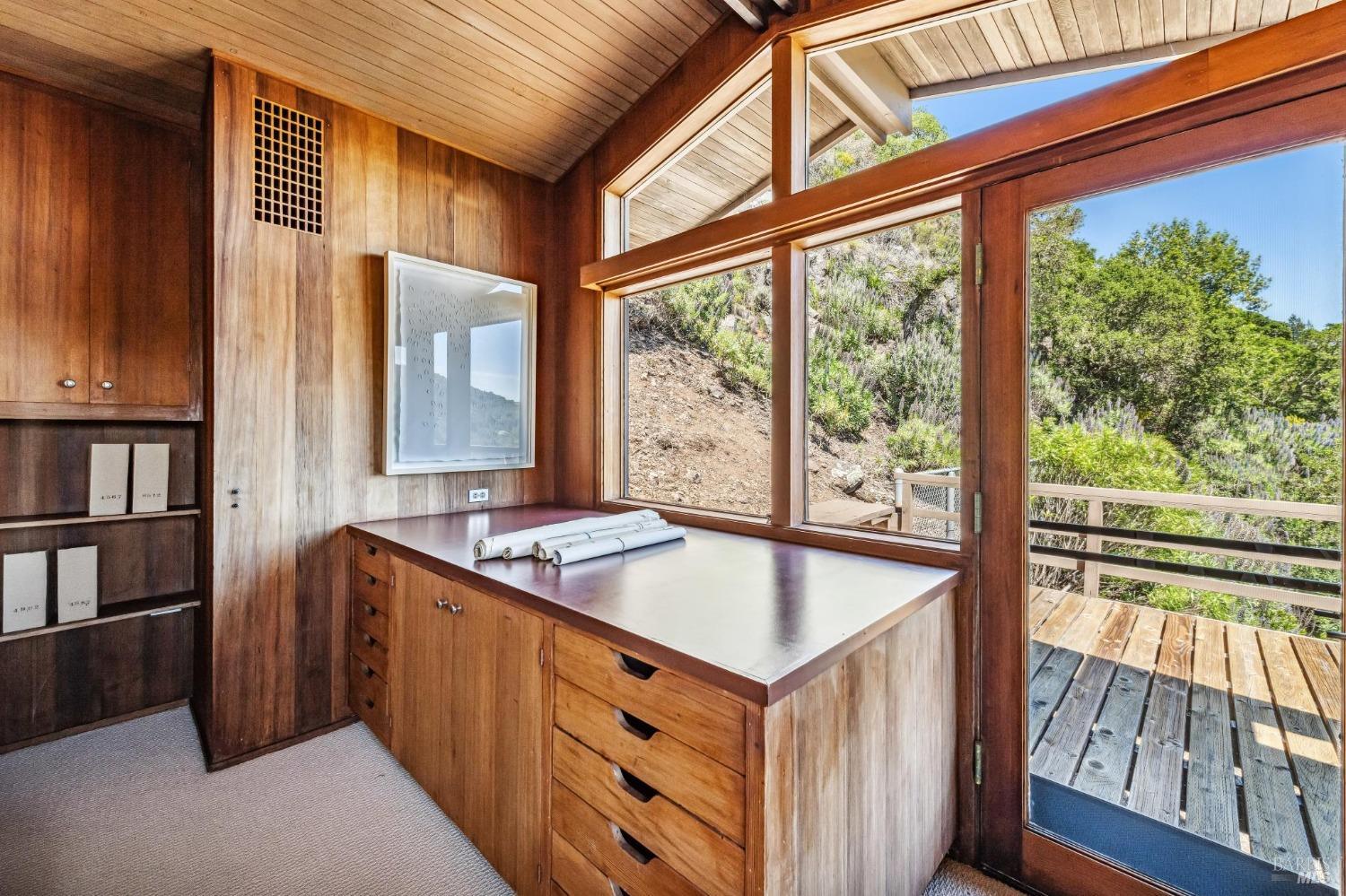 Detail Gallery Image 63 of 70 For 25 Rock Rd, Kentfield,  CA 94904 - 4 Beds | 2/1 Baths