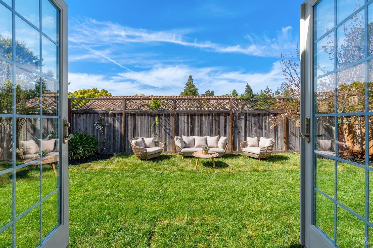 Detail Gallery Image 25 of 81 For 3265 Swiss Ct, Napa,  CA 94558 - 3 Beds | 2 Baths