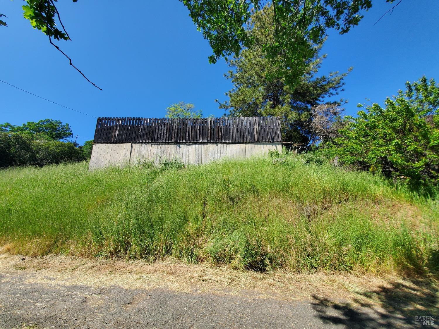 Lakeview Drive, Clearlake Oaks, California image 38