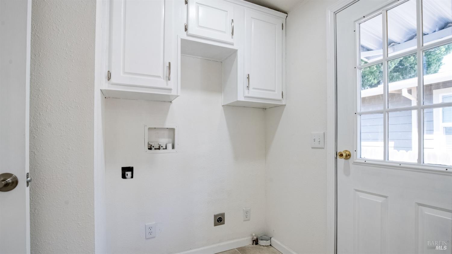 Detail Gallery Image 16 of 29 For 70 Sunset Cir, Vacaville,  CA 95687 - 3 Beds | 2 Baths
