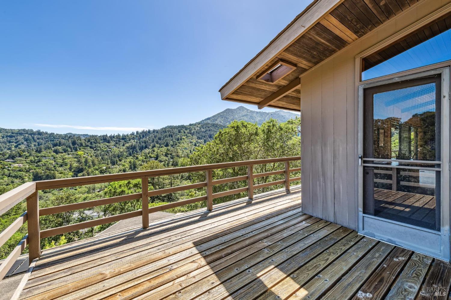 Detail Gallery Image 65 of 70 For 25 Rock Rd, Kentfield,  CA 94904 - 4 Beds | 2/1 Baths