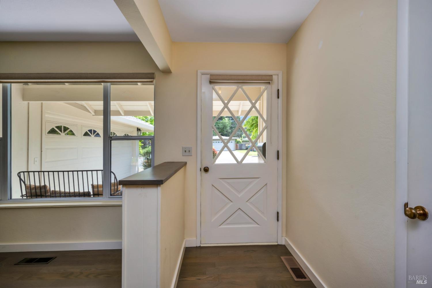 Detail Gallery Image 2 of 15 For 1124 Hudson Ave, Saint Helena,  CA 94574 - 3 Beds | 2 Baths