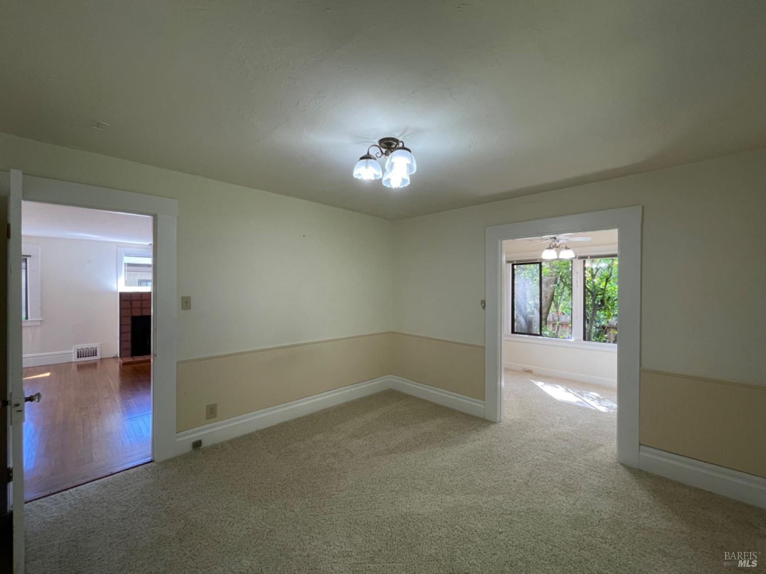 Detail Gallery Image 12 of 34 For 10 Hillside Ave, Kentfield,  CA 94904 - 2 Beds | 1 Baths